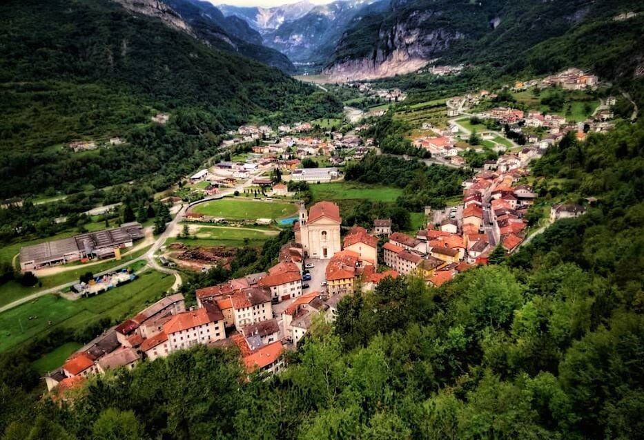 Un'Escursione tra Natura e Leggende: La Ramm Stoan e la Valle delle Anguane - POMERIGGIO Un'Escursione tra Natura e Leggende: La Ramm Stoan e la Valle delle Anguane - POMERIGGIO desktop picture