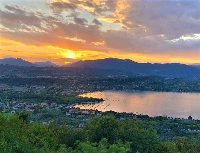 Magica Escursione al Tramonto: La Rocca di Manerba Magica Escursione al Tramonto: La Rocca di Manerba desktop picture