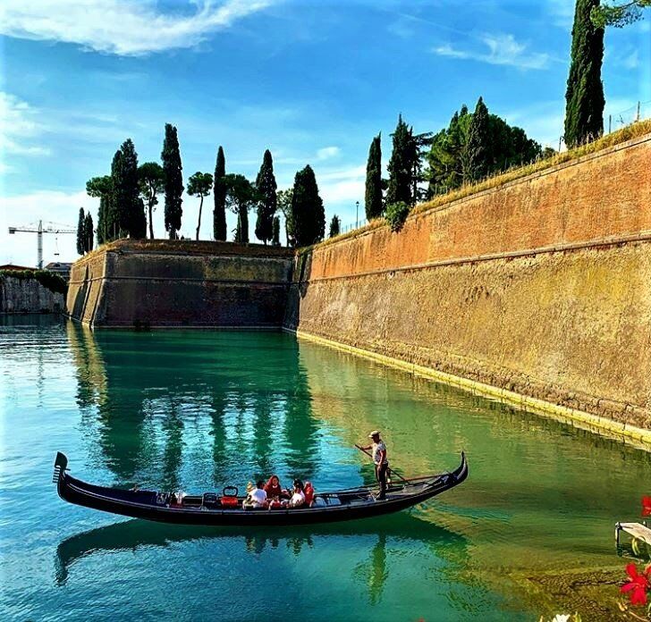 Tour Guidato a Peschiera del Garda, una Fortezza accarezzata dal Lago - MATTINA desktop picture