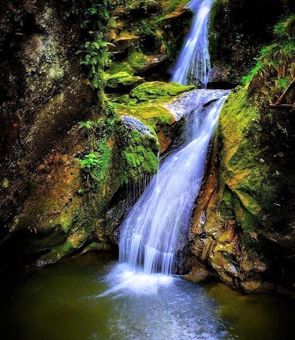 Escursione alle Grotte del Caglieron, tra Cascate e Scenari Mozzafiato - MATTINA desktop picture