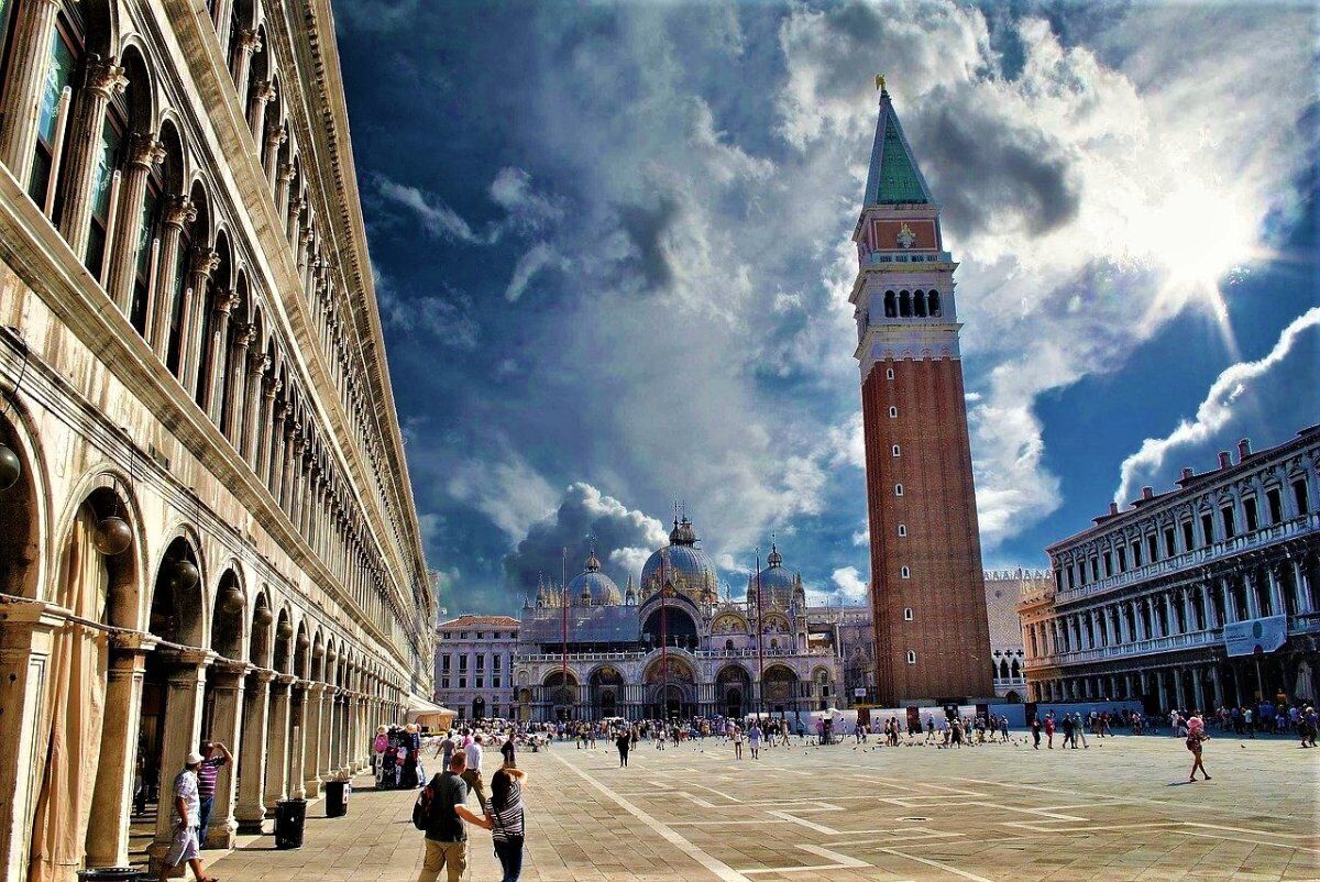 Tour Guidato a Venezia per Rievocare il suo Glorioso Passato desktop picture