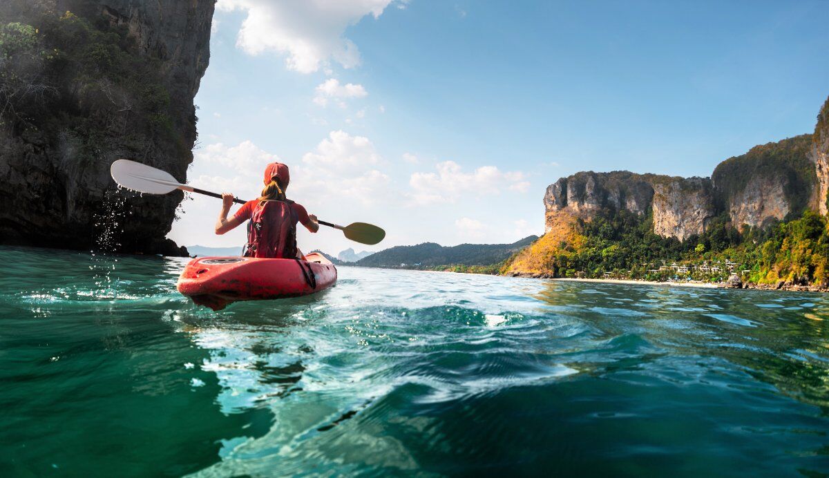 Due Giorni tra la Natura: Visita del Bosco dei Poeti e kayak nelle Acque dell'Adige desktop picture