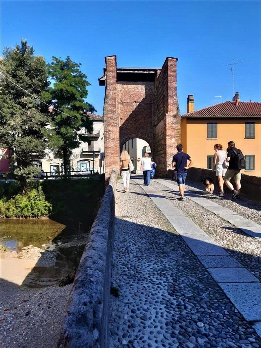 Tour nella Storia Millenaria: Il Borgo Brianzolo di Vimercate Tour nella Storia Millenaria: Il Borgo Brianzolo di Vimercate desktop picture