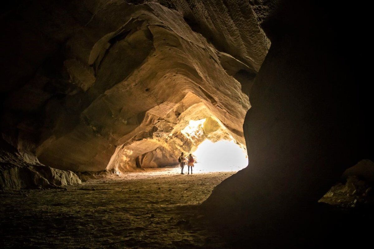 Meeters & Gengle: Escursione con figli alle Grotte del Caglieron desktop picture