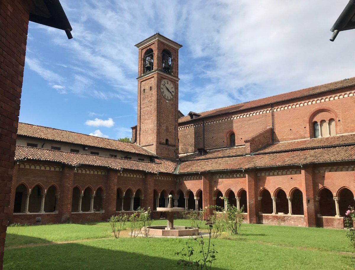 Un Dolce Tour nella Valle dei Monaci: Dal Parco della Vettabbia a Chiaravalle desktop picture