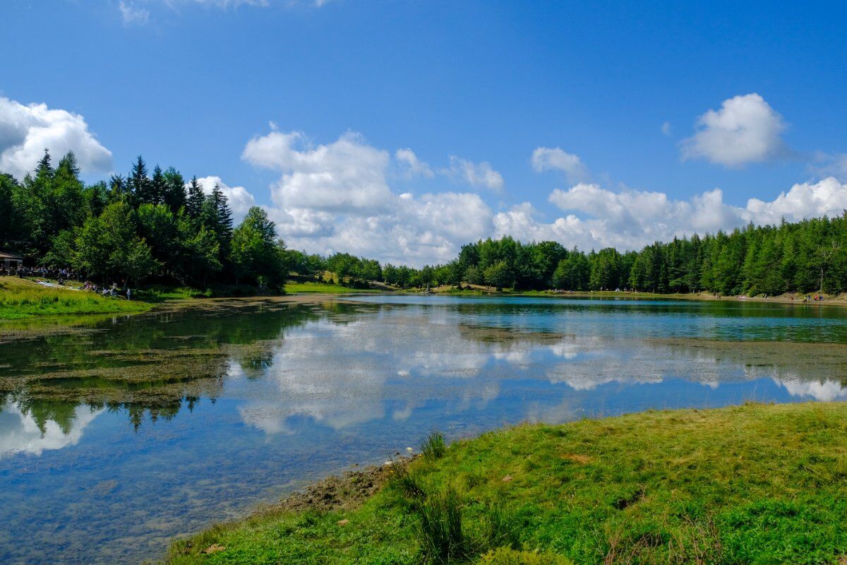 Trekking e Yoga tra il Lago Calamone e il Monte Ventasso desktop picture