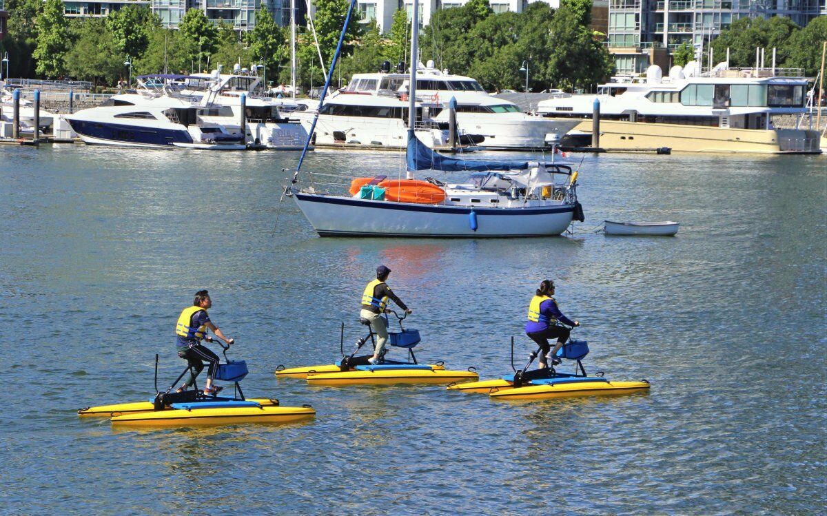 Un'Esilarante Pedalata Sulle Acque del Lago di Como - 1° Turno Un'Esilarante Pedalata Sulle Acque del Lago di Como - 1° Turno desktop picture