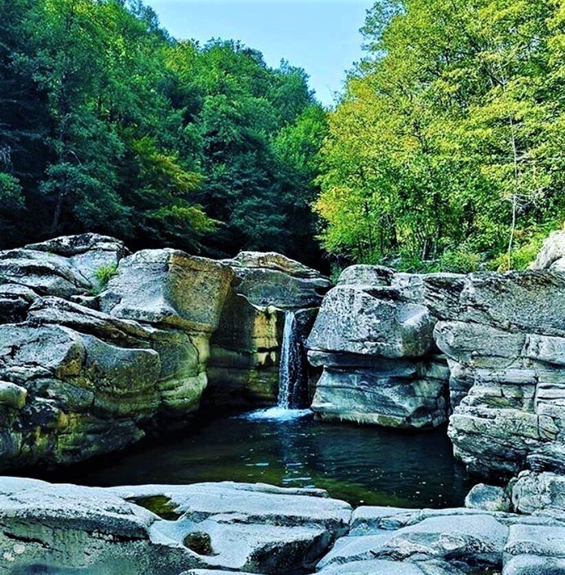 Trekking Lungo i Magici Canaloni del Torrente Farma - POMERIGGIO Trekking Lungo i Magici Canaloni del Torrente Farma - POMERIGGIO desktop picture