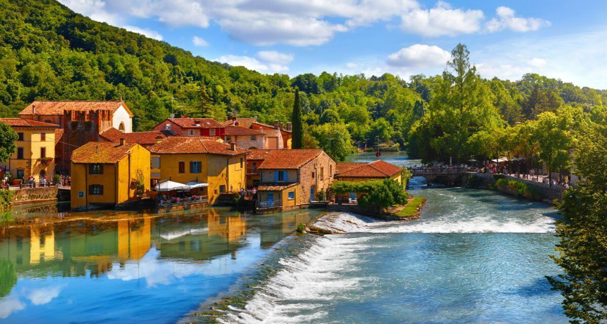 Tour a Borghetto sul Mincio, il villaggio medievale dei mulini desktop picture