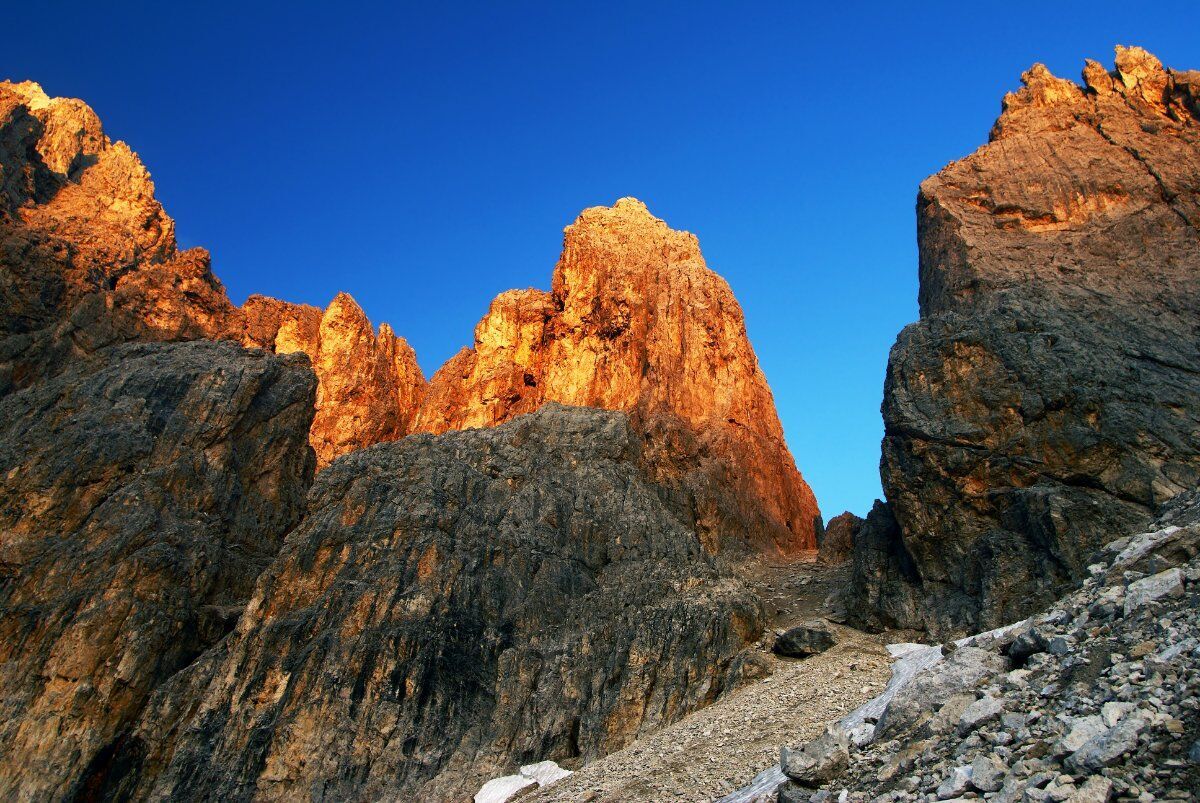 Escursione Serale con Cena alle Pale di San Martino Escursione Serale con Cena alle Pale di San Martino desktop picture
