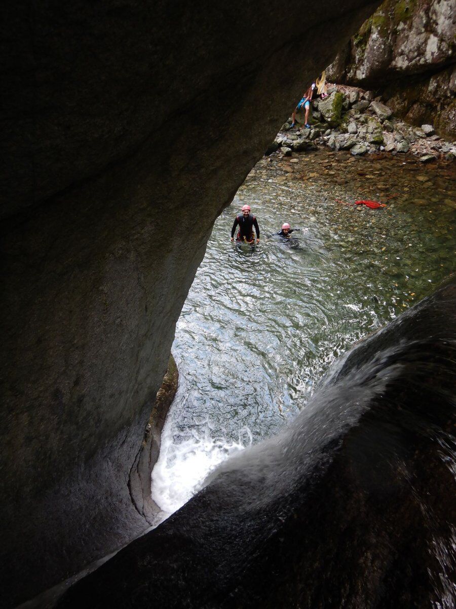 Un Avvincente Canyoning per Principianti in Val Bianca desktop picture