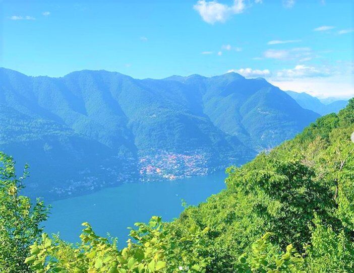 Tre Giorni negli Incantevoli Scenari del Lago di Como desktop picture