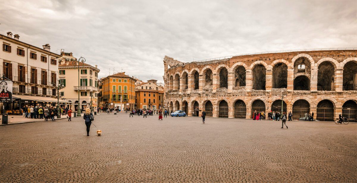 Una Verona Inedita: Uscita Didattica in Inglese alla Scoperta della Città desktop picture