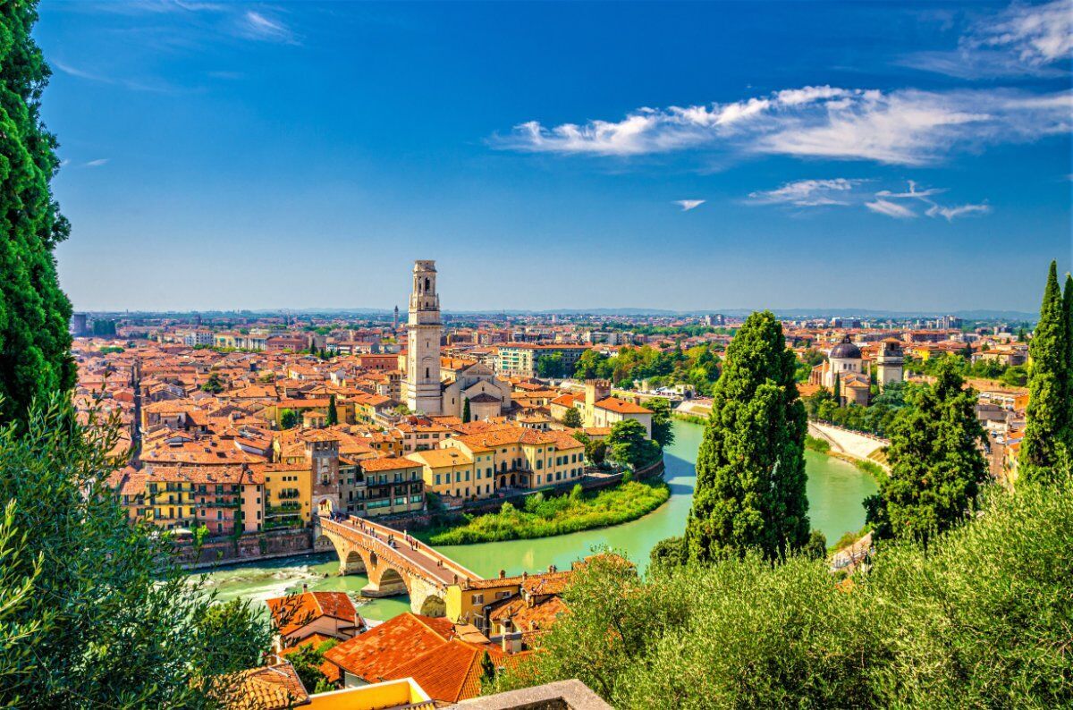 Una Verona Inedita: Uscita Didattica in Inglese alla Scoperta della Città Una Verona Inedita: Uscita Didattica in Inglese alla Scoperta della Città desktop picture