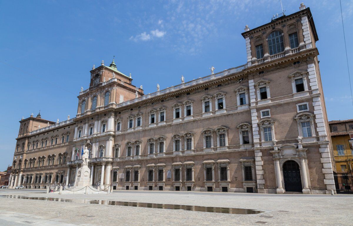 Visita Guidata a Modena Patrimonio Unesco desktop picture