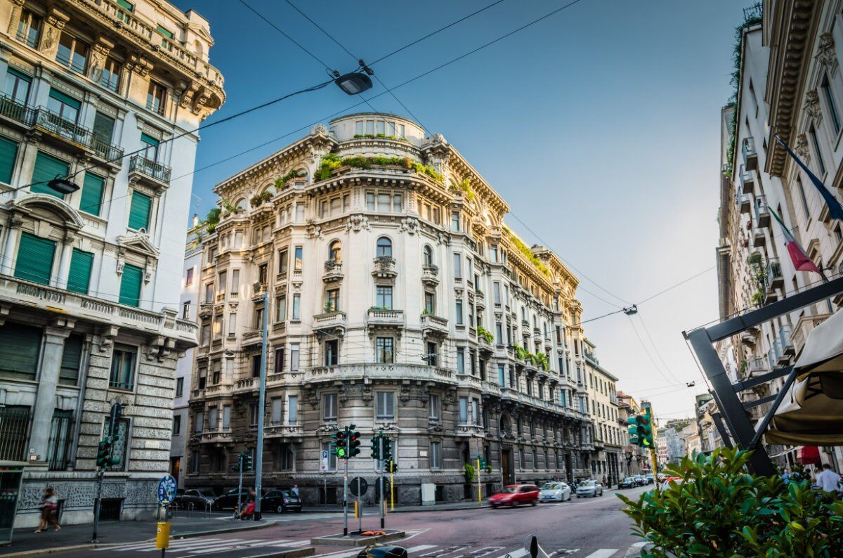 Un Dolce Tour tra il Quartiere del Silenzio e i Giardini di Porta Venezia desktop picture