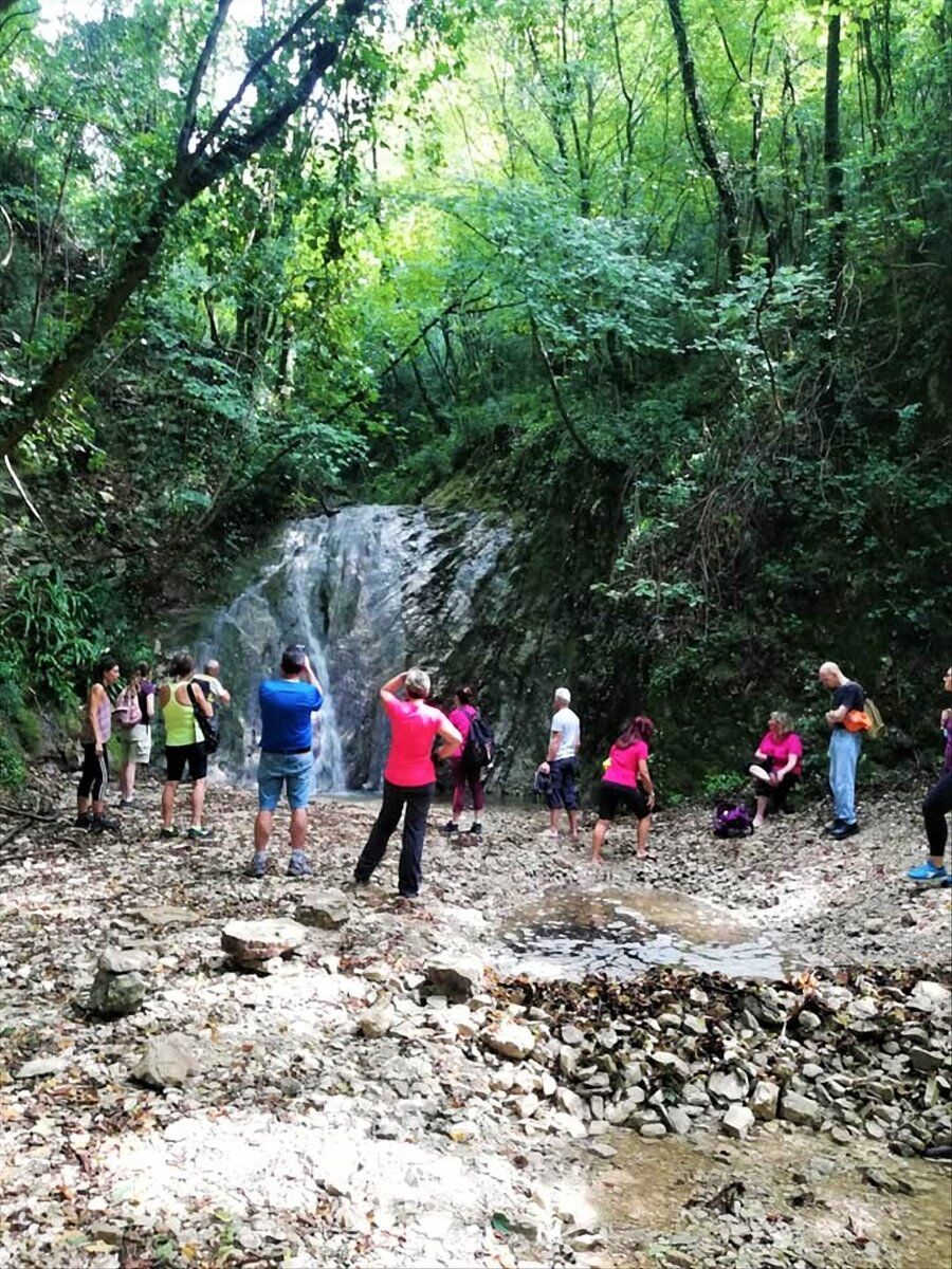 I Gorghi Scuri: un Percorso tra le perle dei colli Vicentini I Gorghi Scuri: un Percorso tra le perle dei colli Vicentini desktop picture