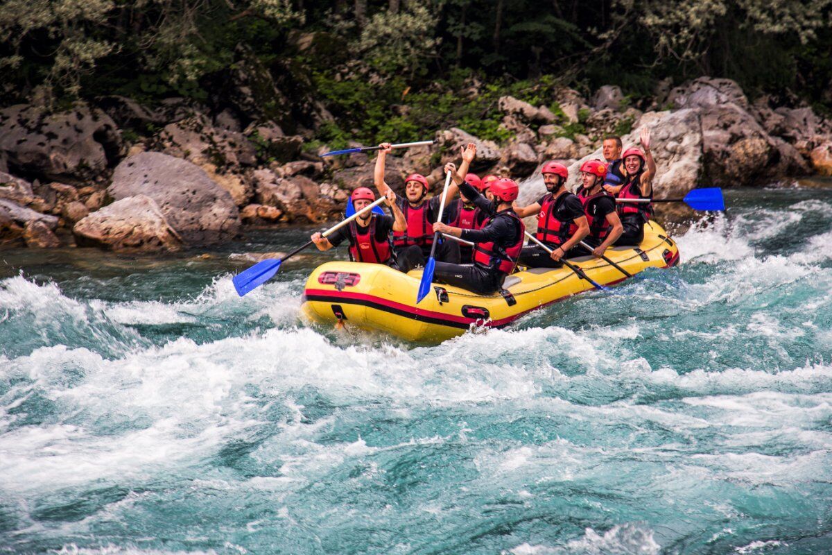 Un Adrenalinico Tour in Rafting sulle Acque del Fiume Noce desktop picture