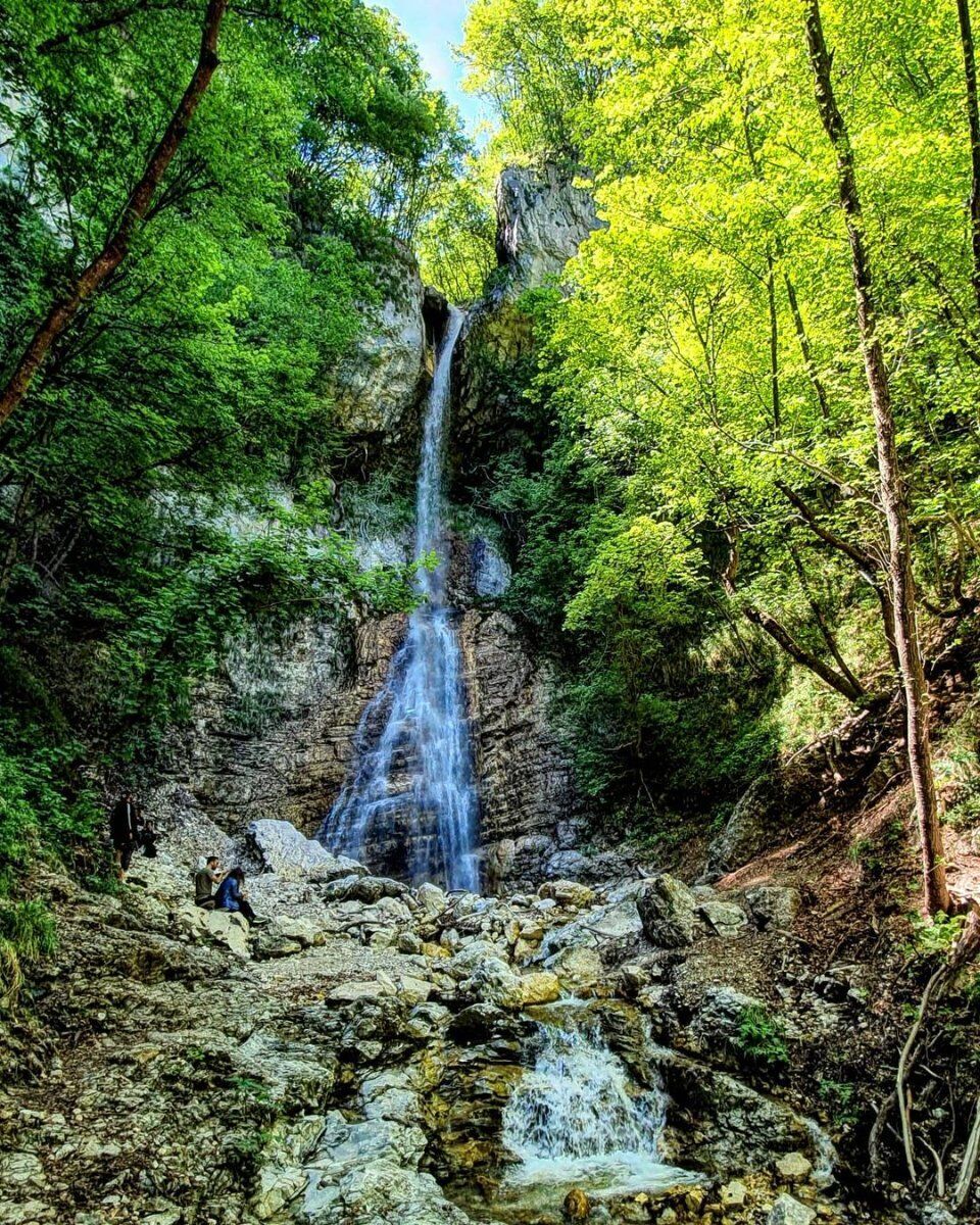 Rigenerante Percorso nella Radura delle Cascate di San Giovanni desktop picture