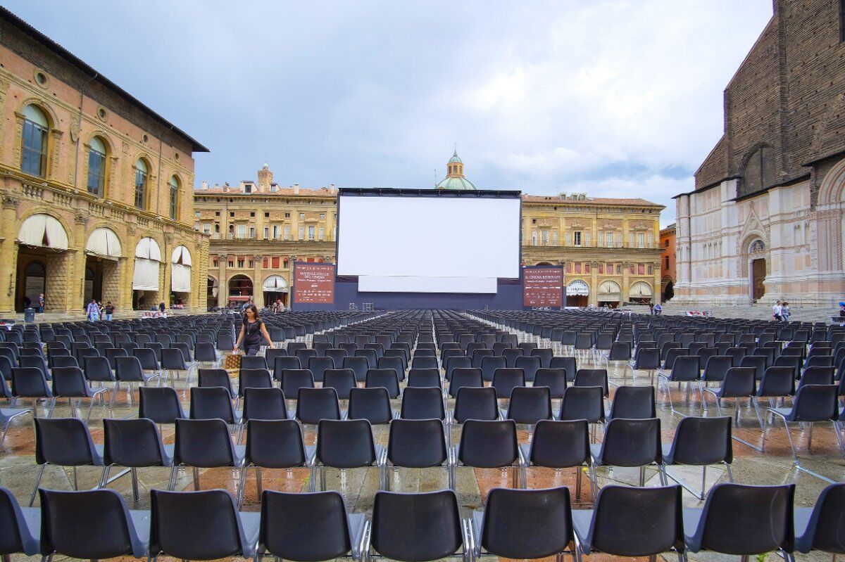 Il Cinema a Bologna tra Location e Personaggi desktop picture