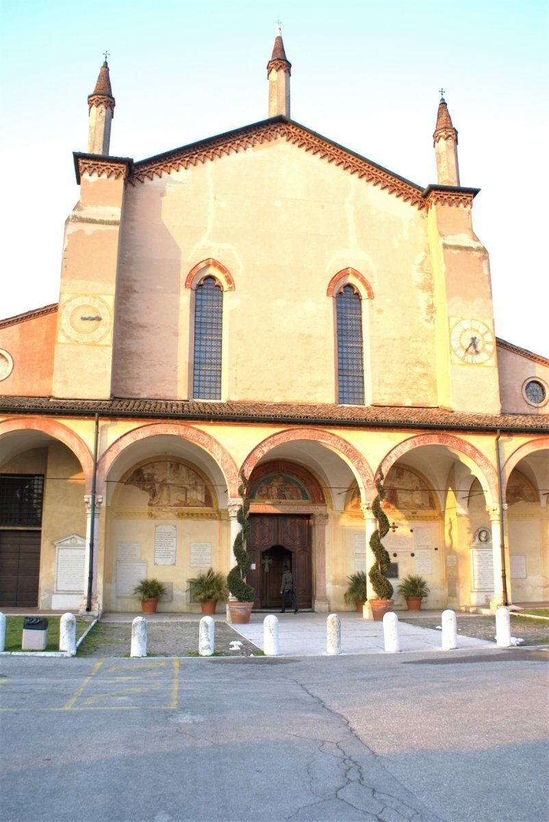 Nelle Valli del Mincio: Il Santuario delle Grazie e un Tour in Barca tra i Fiori di Loto Nelle Valli del Mincio: Il Santuario delle Grazie e un Tour in Barca tra i Fiori di Loto desktop picture