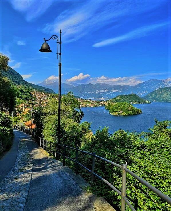 La Greenway del Lago di Como: Una Passeggiata tra Tesori e Scenari Nascosti - POMERIGGIO desktop picture