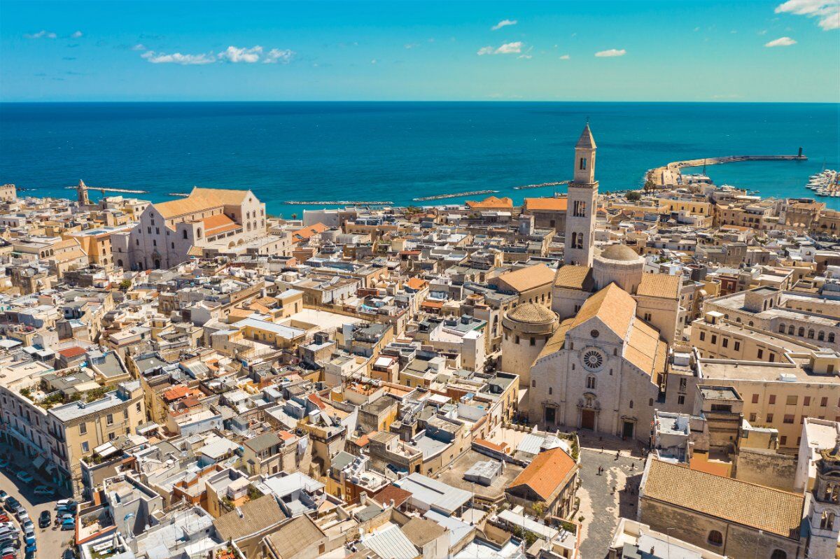 Bari: Stiamo Arrivando! Bari: Stiamo Arrivando! desktop picture