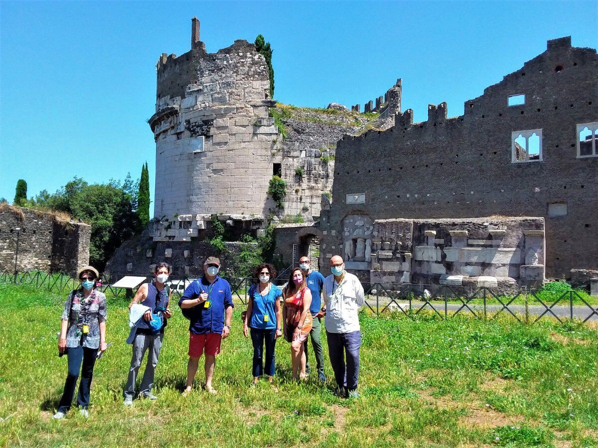 Passeggiata Guidata Lungo l'Appia Antica fino a Capo di Bove Passeggiata Guidata Lungo l'Appia Antica fino a Capo di Bove desktop picture