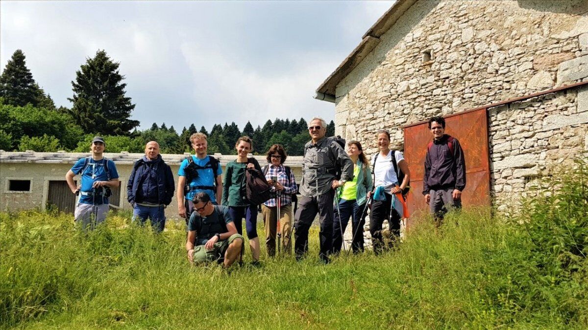 Camminata in Lessinia: dal Rifugio Bocca di Selva al Vajo dell’Anguilla desktop picture