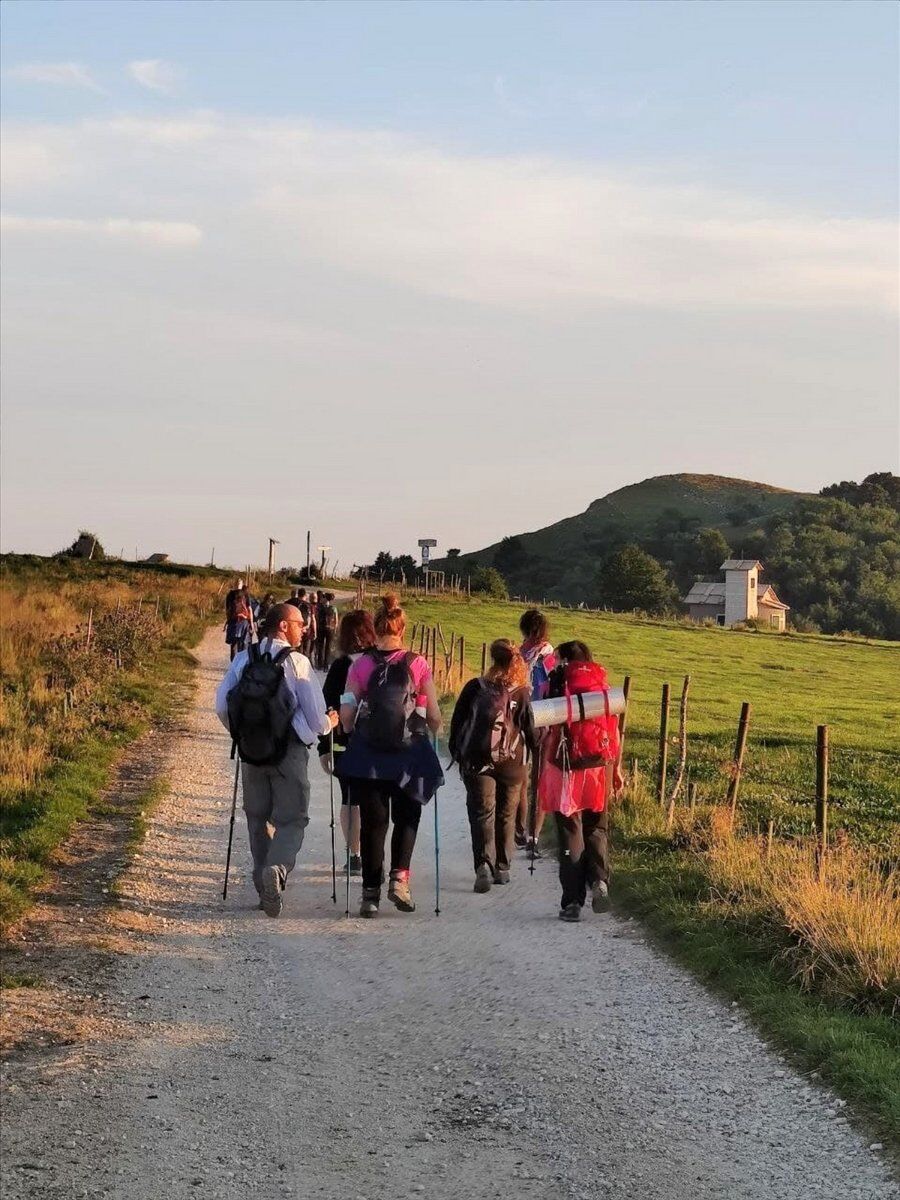 Notte di San Lorenzo: Camminata sotto le stelle nei monti Lessini Notte di San Lorenzo: Camminata sotto le stelle nei monti Lessini desktop picture