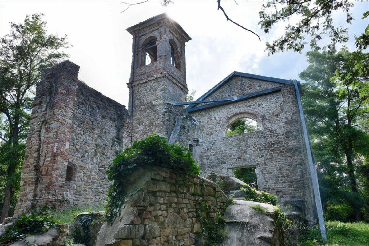 Itinerario Serale a Settefonti: Tra Stelle Cadenti e Leggende Itinerario Serale a Settefonti: Tra Stelle Cadenti e Leggende desktop picture