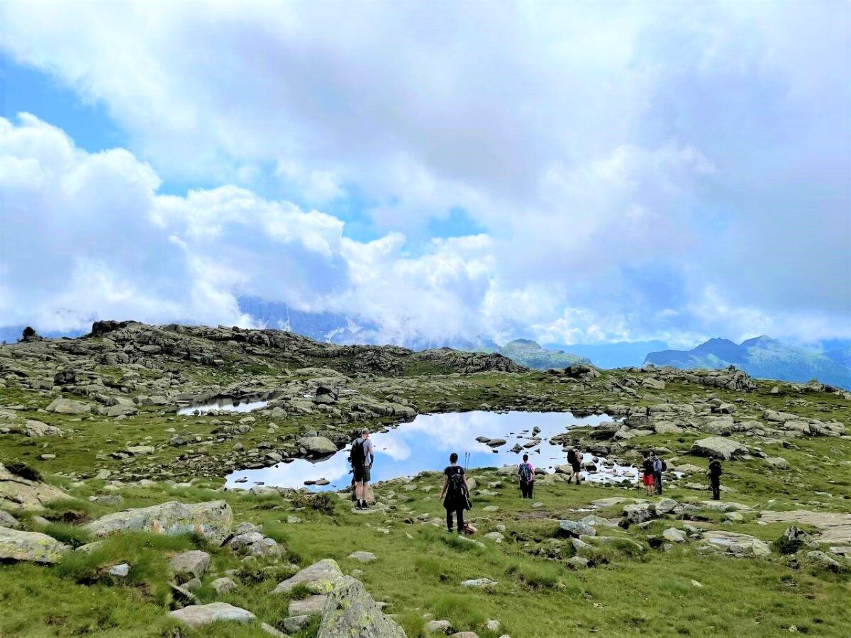 I laghetti alpini a Cima Juribrutto: trekking tra cielo e terra desktop picture