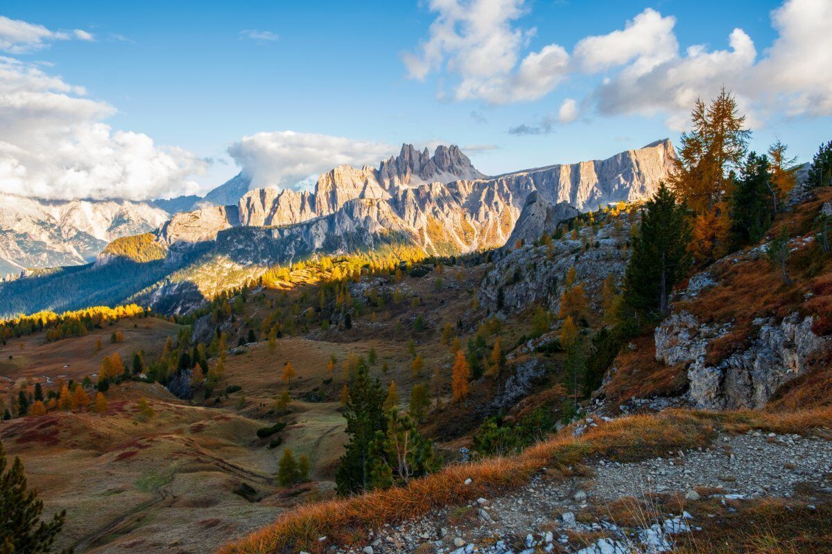 Un Fine Settimana nel Cuore delle Dolomiti: Dalle Tre Cime di Lavaredo alle Cinque Torri Un Fine Settimana nel Cuore delle Dolomiti: Dalle Tre Cime di Lavaredo alle Cinque Torri desktop picture