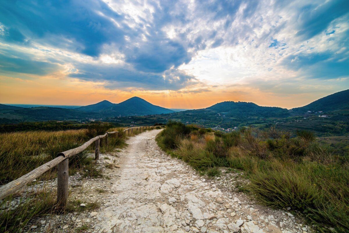 Trekking Euganeo sui Monti Altore e Comun Trekking Euganeo sui Monti Altore e Comun desktop picture