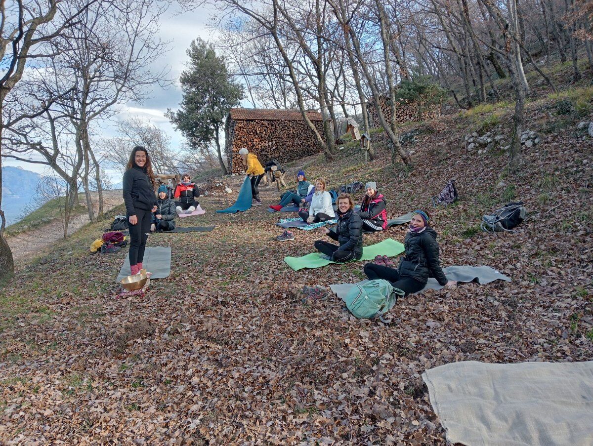 Hatha Yoga e Passeggiata sul Ponte Tibetano di Crero Hatha Yoga e Passeggiata sul Ponte Tibetano di Crero desktop picture