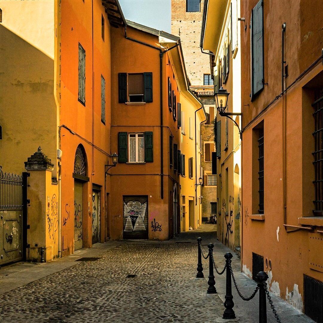 Bologna Ebraica: Tour Guidato tra Memorie e Fatti Storici desktop picture
