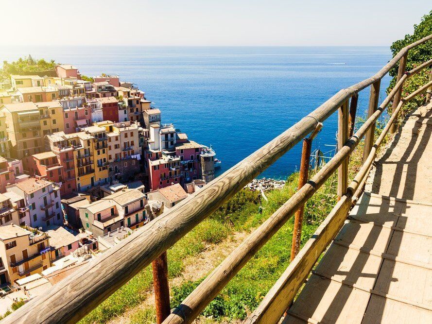 E-Bike Tour Panoramico nelle Cinque Terre (E-Bike Inclusa) desktop picture