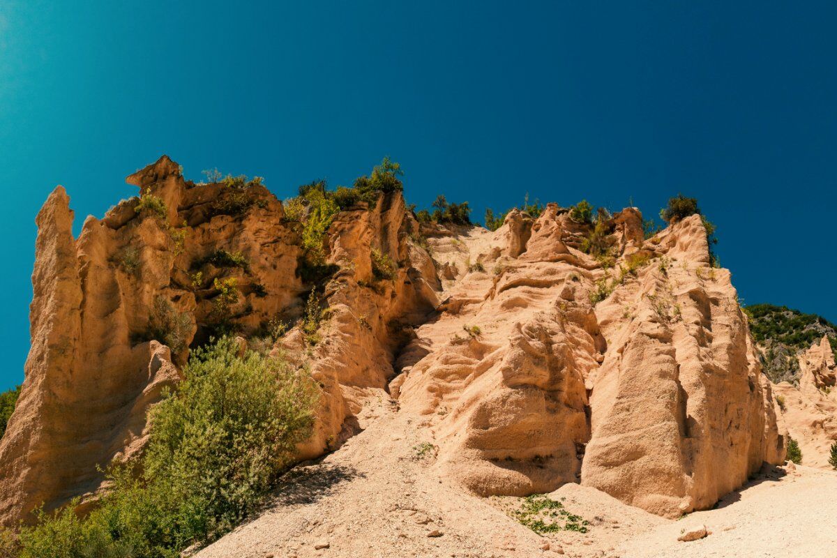 Tramonto alle Lame Rosse: Un Canyon Infuocato nei Monti Sibillini desktop picture