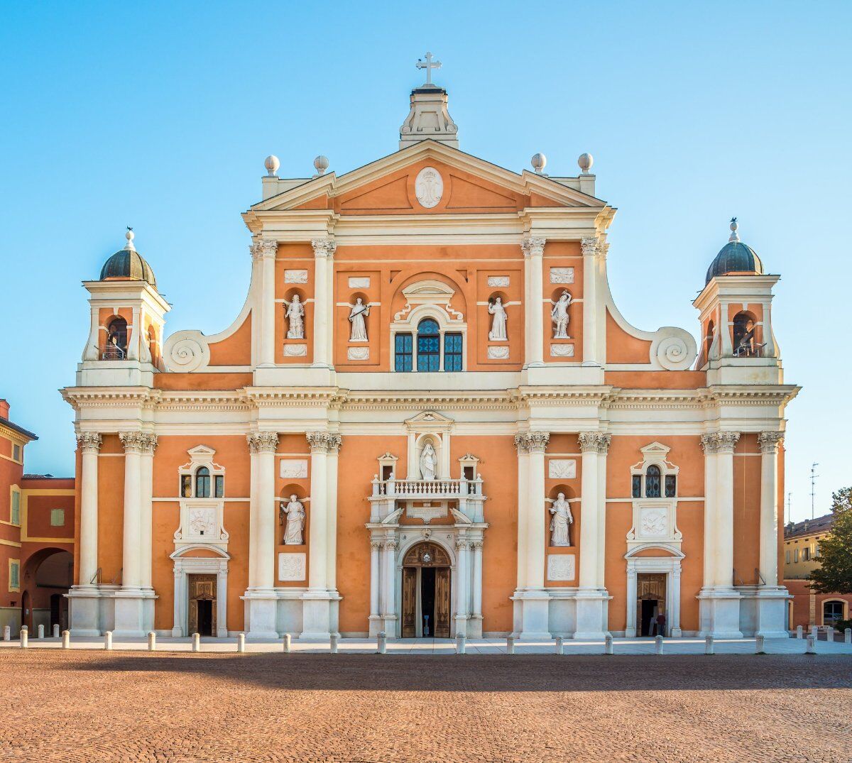 Visita guidata di Carpi: cittadina trasformata in capitale d’arte desktop picture