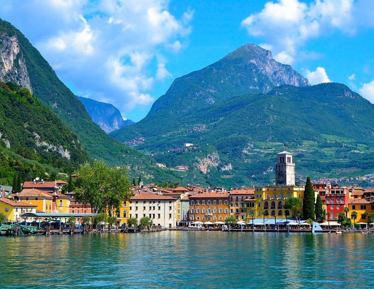 Riva del Garda, la Perla del Lago: Uscita Didattica in Lingua Inglese desktop picture