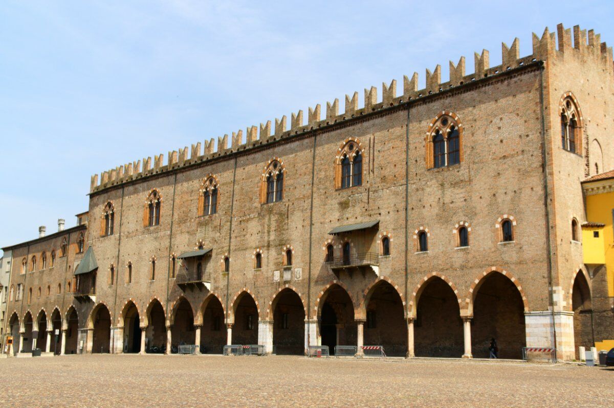 Tour Guidato del Palazzo Ducale di Mantova e della Camera degli Sposi desktop picture