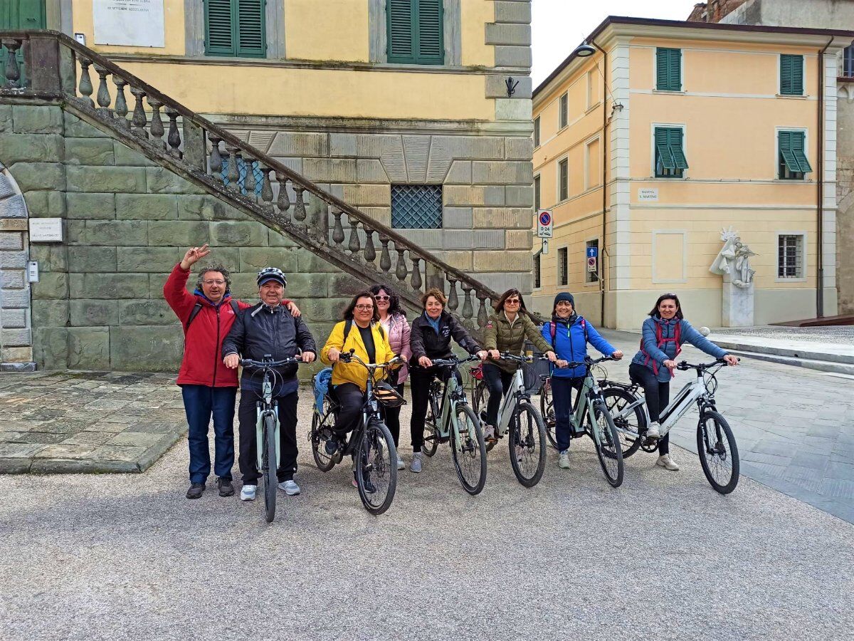 E-Bike Tour nella splendida Versilia Storica (E-Bike inclusa) desktop picture