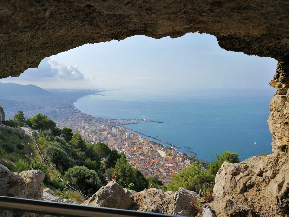 Da Salerno al Castello Arechi desktop picture