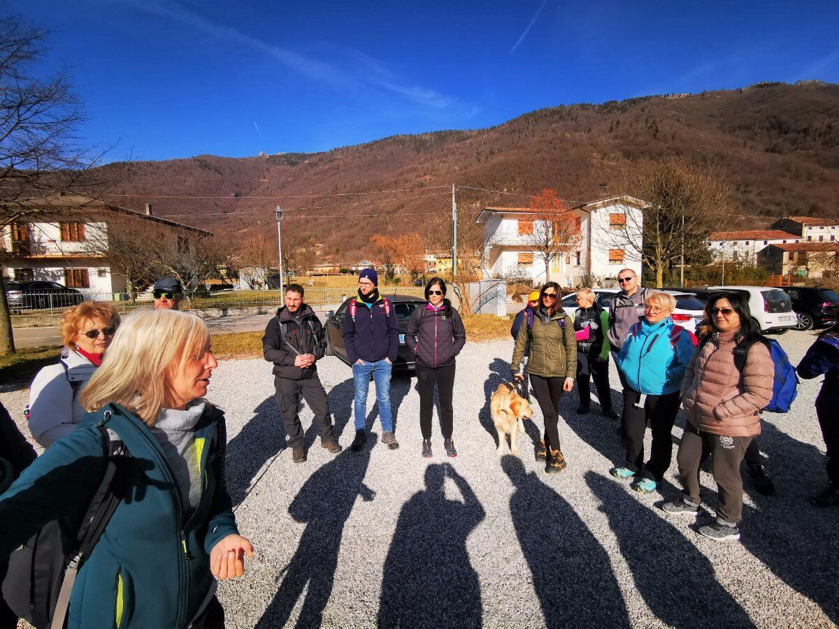 Passeggiata ai Laghi di Revine abbracciati dalla Valmareno desktop picture