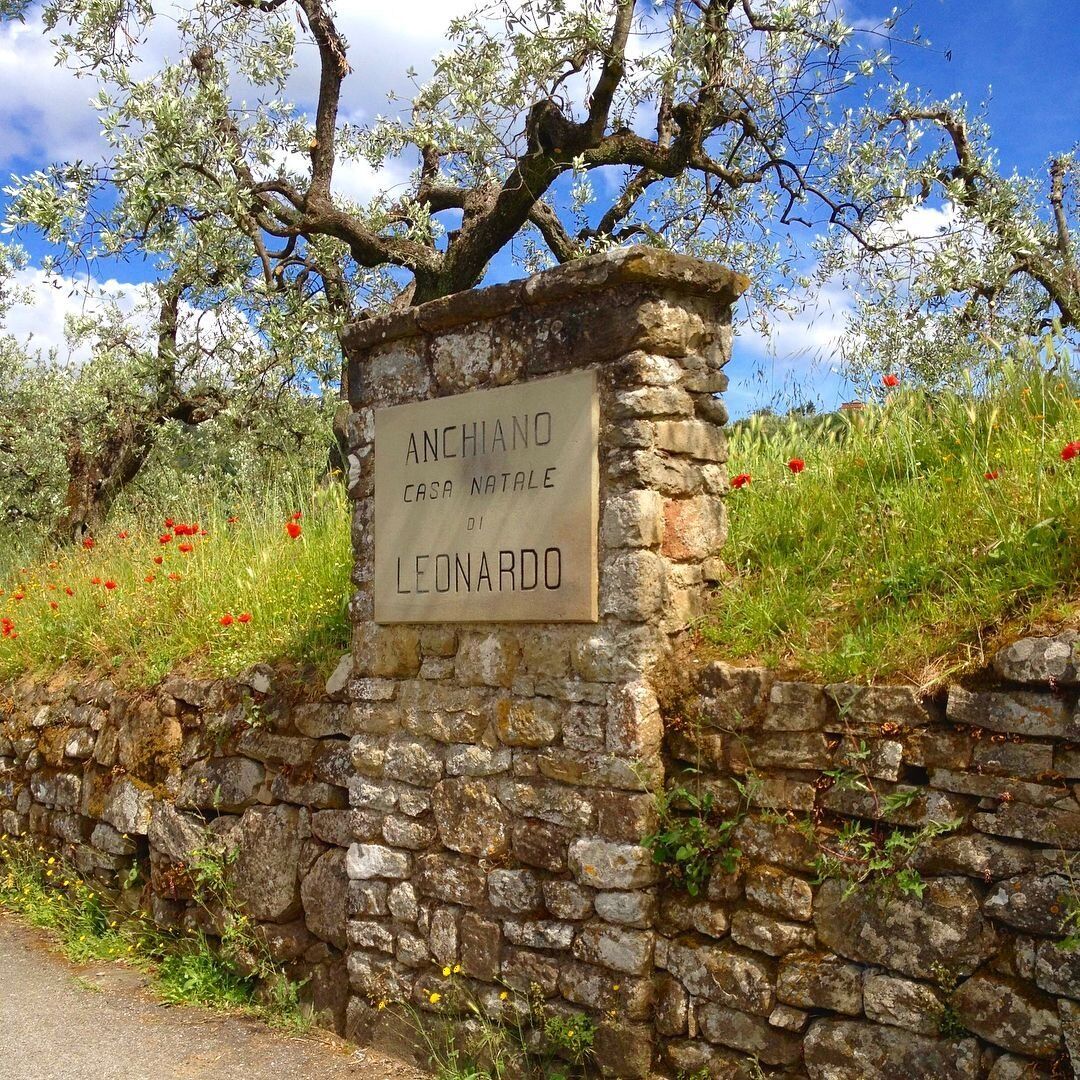 Passeggiata sulle Orme di Leonardo da Vinci Passeggiata sulle Orme di Leonardo da Vinci desktop picture