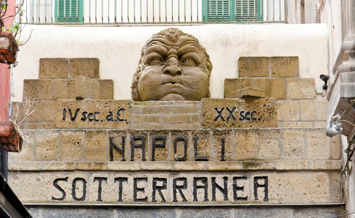 Napoli tra Tradizioni e Sapori desktop picture
