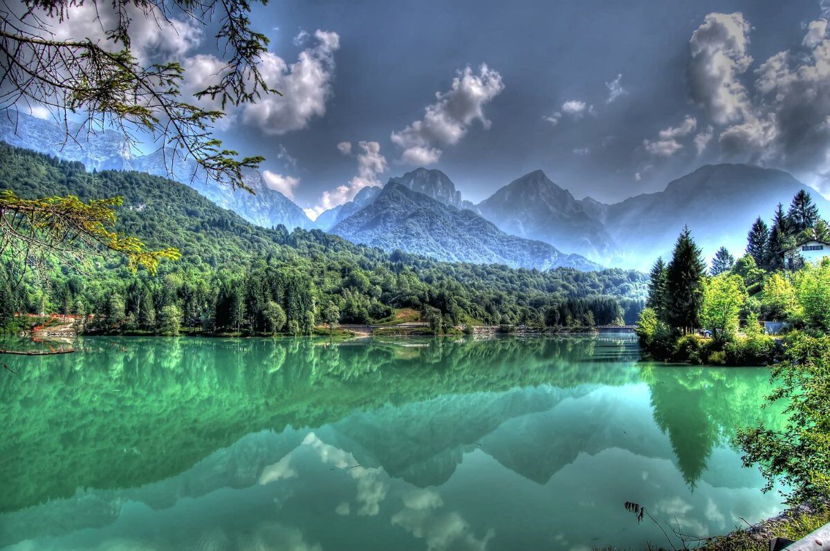 Lago di Barcis: Trekking nello Smeraldo delle Dolomiti Lago di Barcis: Trekking nello Smeraldo delle Dolomiti desktop picture