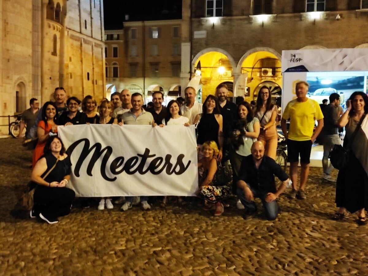 Giro Pizza Meeters a Modena desktop picture
