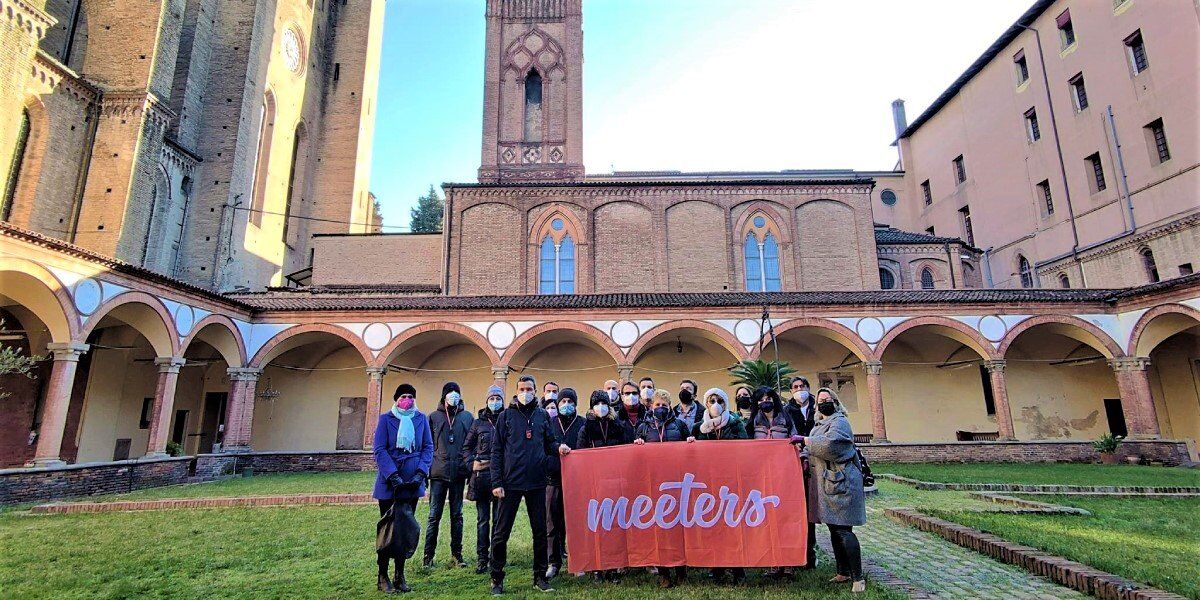 Bologna Misteriosa: Tour tra Storia, Cultura, Scienza e Magia Bologna Misteriosa: Tour tra Storia, Cultura, Scienza e Magia desktop picture