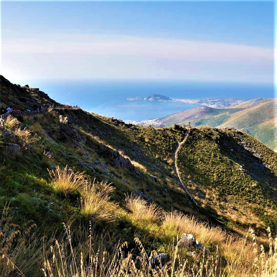 Trekking Panoramico all’Eremo di San Michele desktop picture